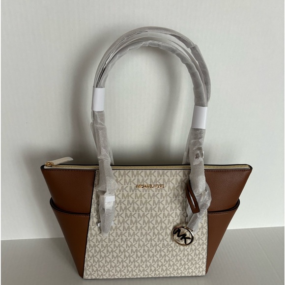 NWT Michael Kors Charlotte Top Zip Tote MK Signature Shoulder Bag  Vanilla - Picture 7 of 16